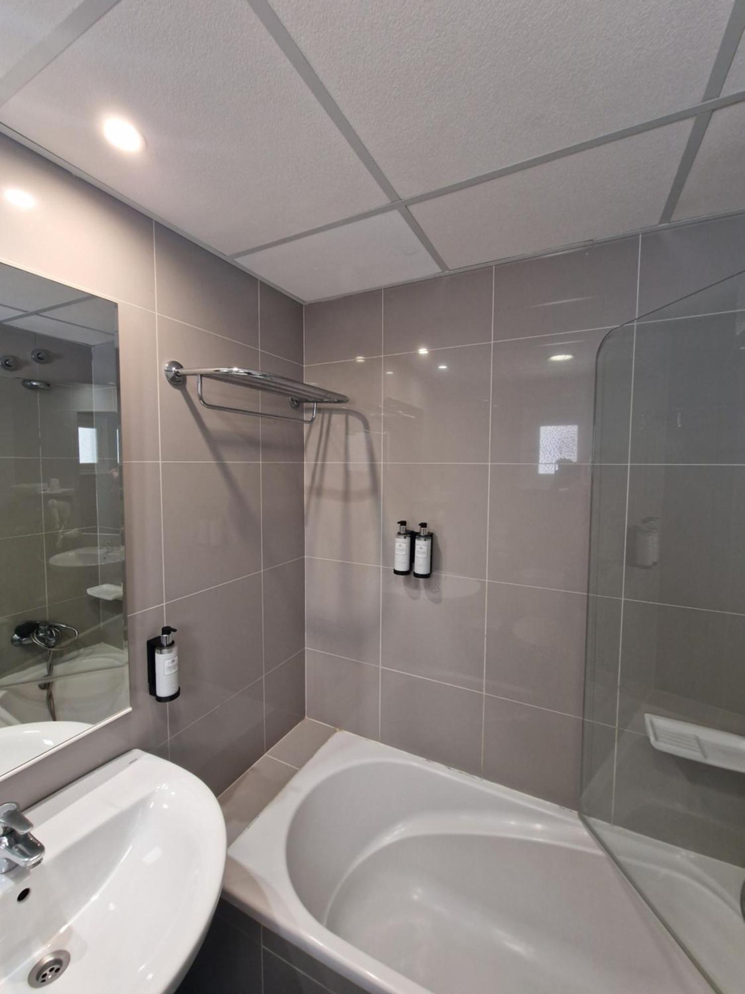 Apartamentos Costamar II Es Pujols Exterior photo