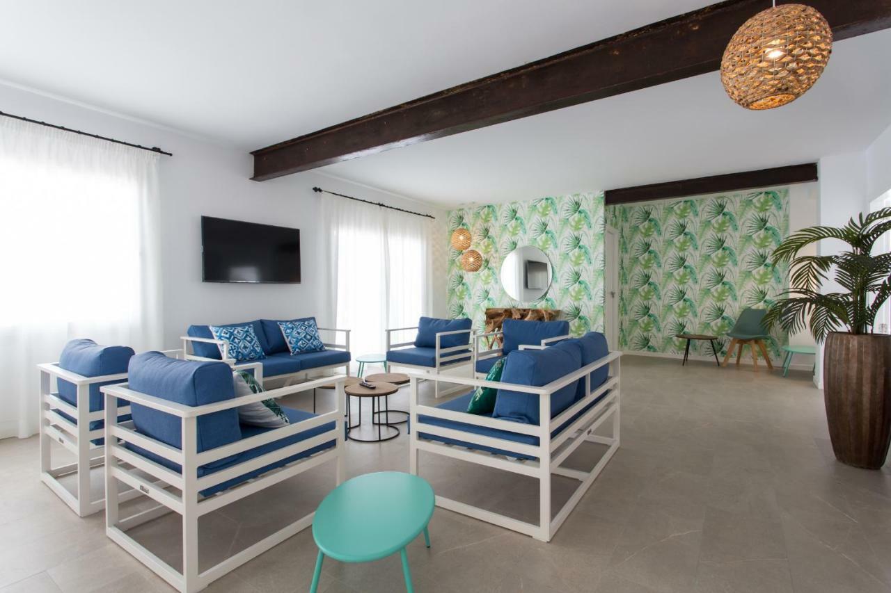 Apartamentos Costamar II Es Pujols Exterior photo